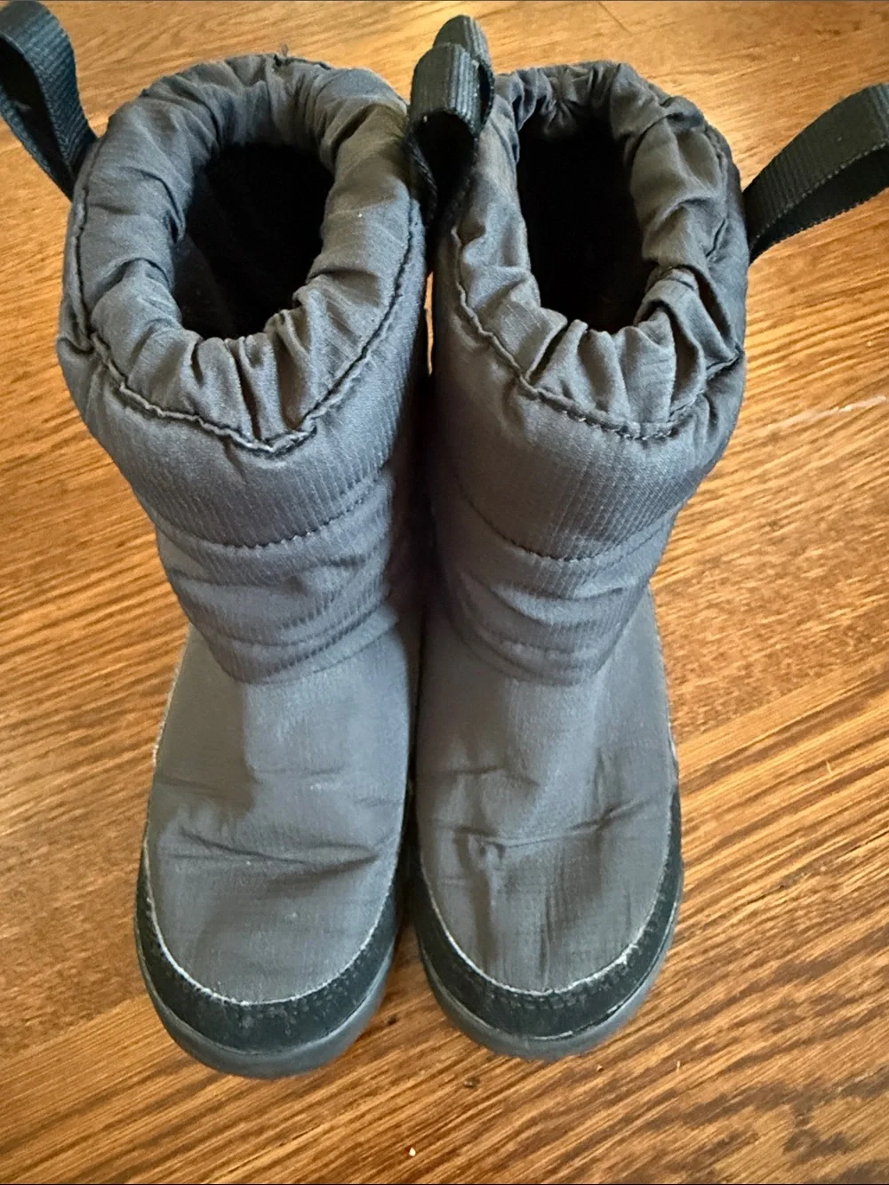 Adidas CW snow pitch boots